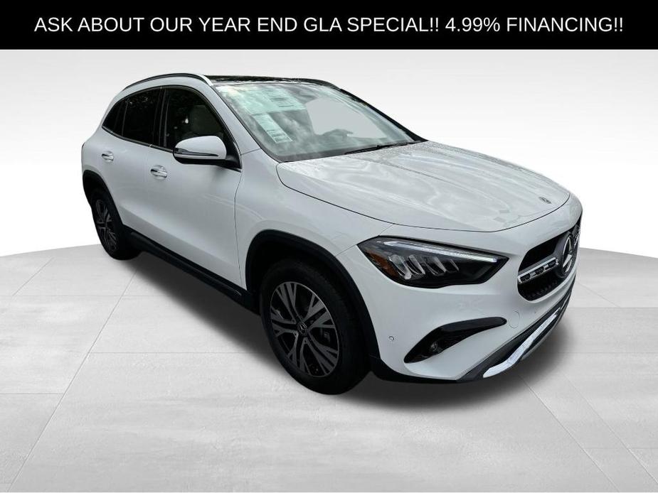 new 2025 Mercedes-Benz GLA 250 car, priced at $50,125