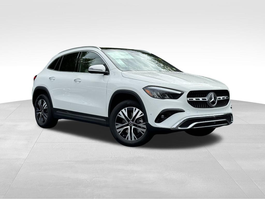 new 2025 Mercedes-Benz GLA 250 car, priced at $50,125