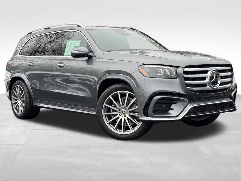 new 2025 Mercedes-Benz GLS 450 car, priced at $96,495