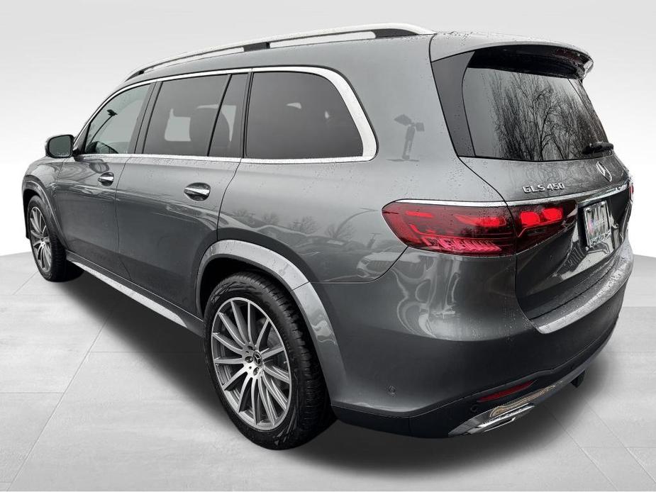 new 2025 Mercedes-Benz GLS 450 car, priced at $96,495