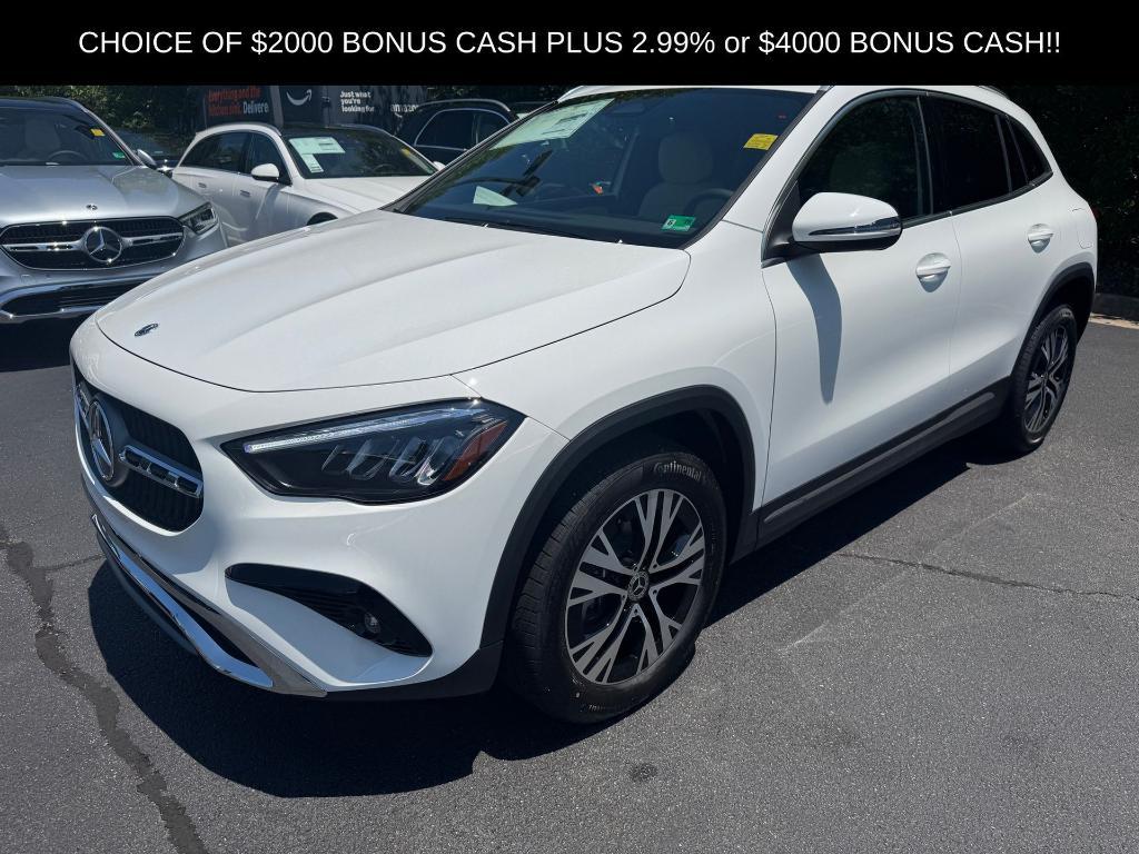 new 2025 Mercedes-Benz GLA 250 car, priced at $44,250