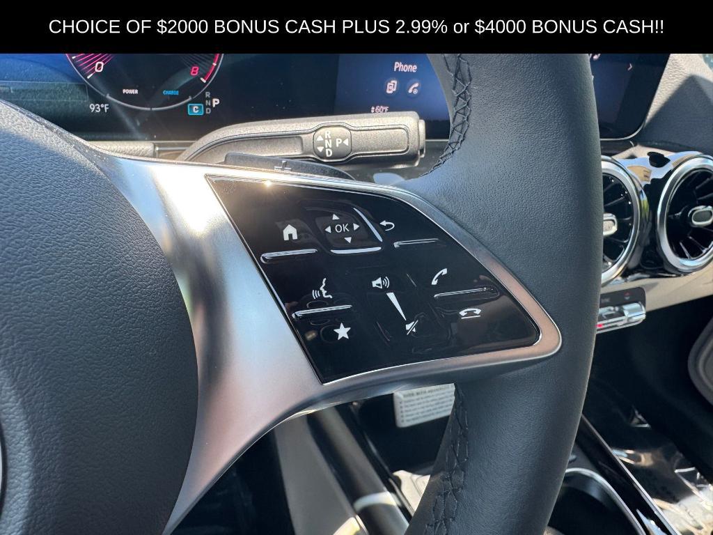 new 2025 Mercedes-Benz GLA 250 car, priced at $44,250