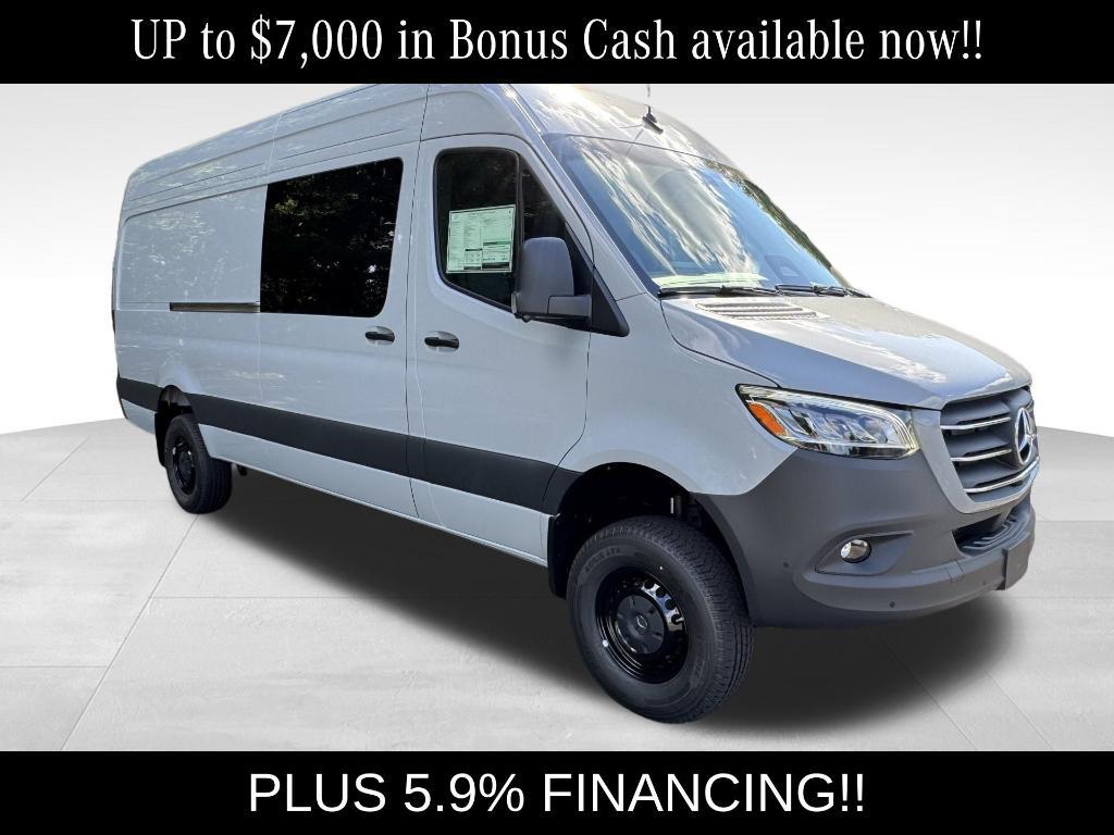 new 2025 Mercedes-Benz Sprinter 2500 car, priced at $80,573