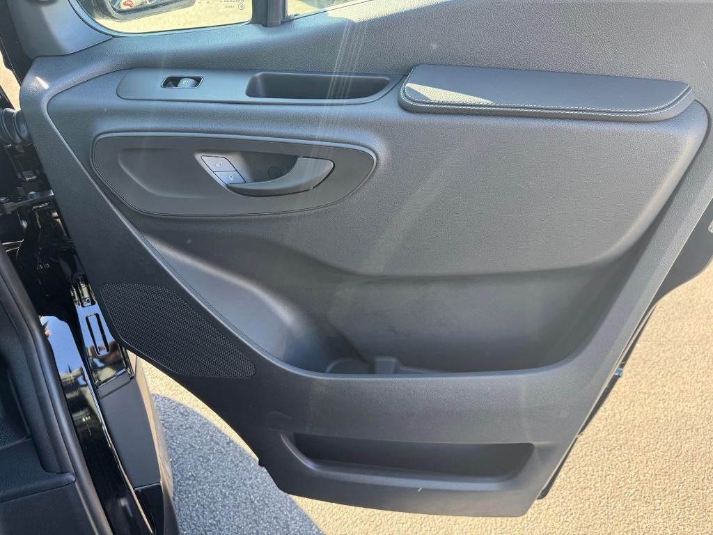 new 2025 Mercedes-Benz Sprinter 2500 car, priced at $73,086