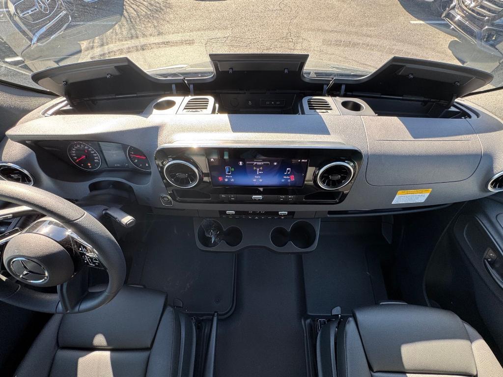 new 2025 Mercedes-Benz Sprinter 2500 car, priced at $73,086