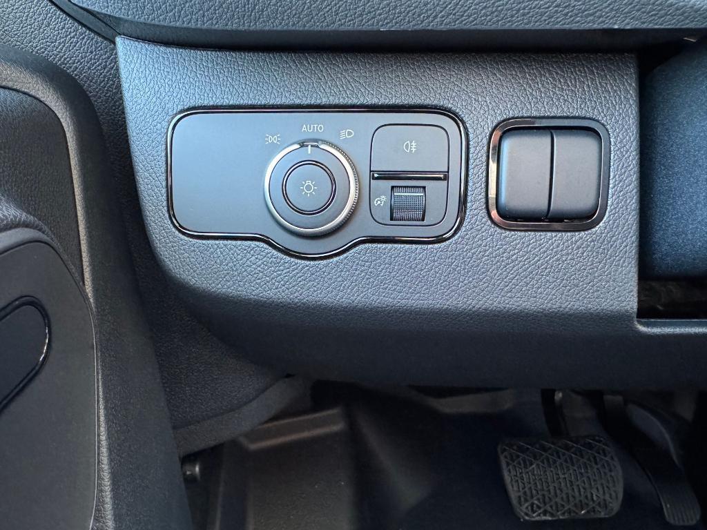 new 2025 Mercedes-Benz Sprinter 2500 car, priced at $73,086
