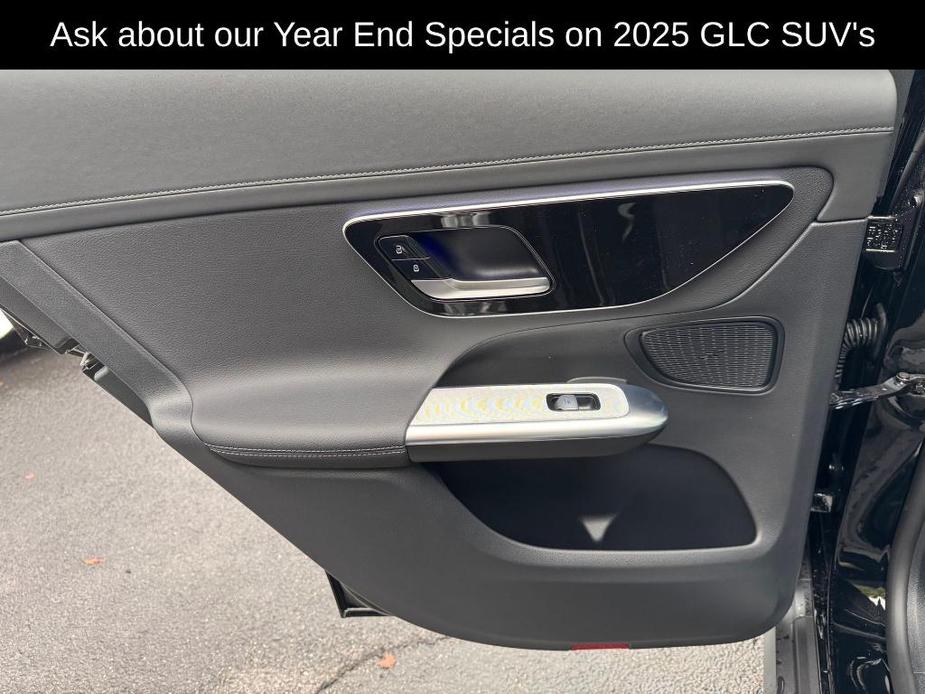 new 2025 Mercedes-Benz GLC 300 car, priced at $54,700