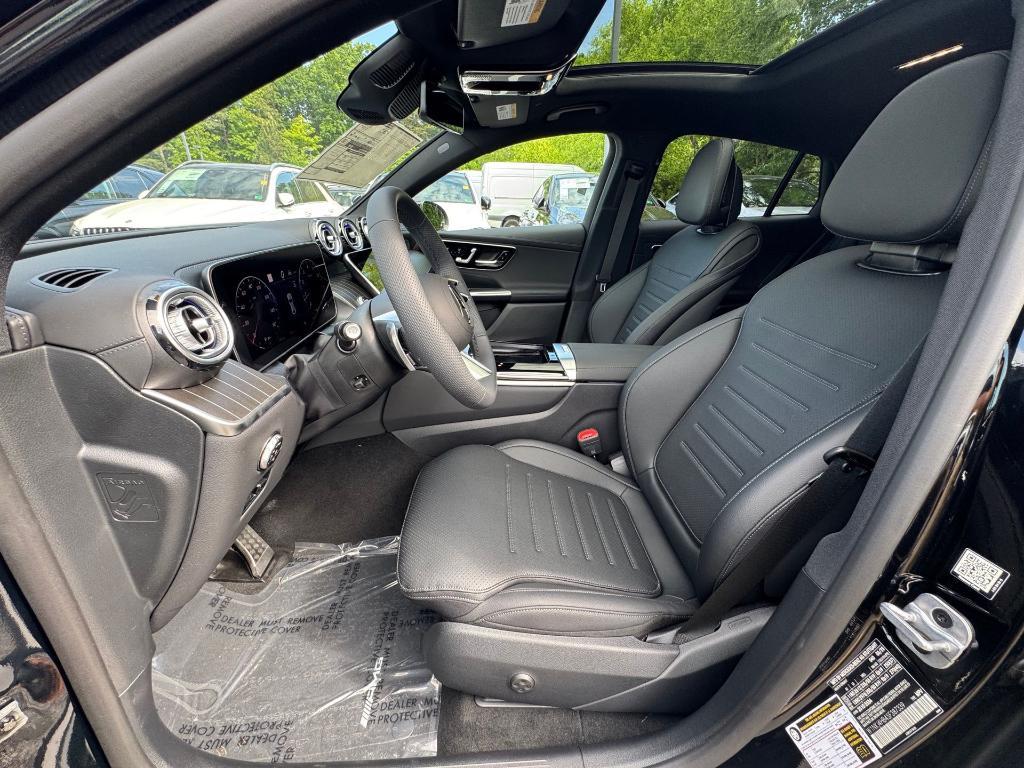 new 2025 Mercedes-Benz GLC 300 car, priced at $66,385