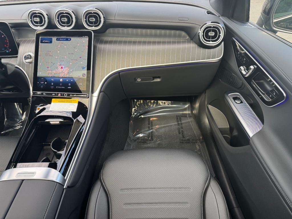 new 2025 Mercedes-Benz GLC 300 car, priced at $66,385