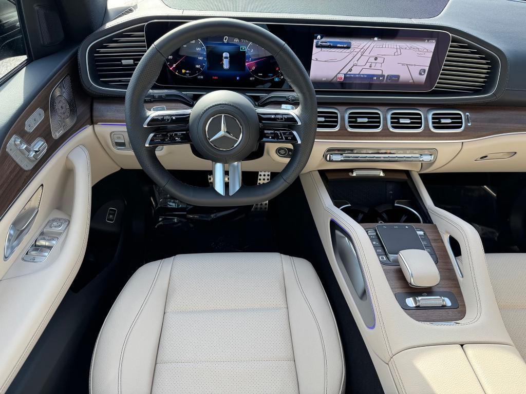 new 2025 Mercedes-Benz GLS 450 car, priced at $98,195