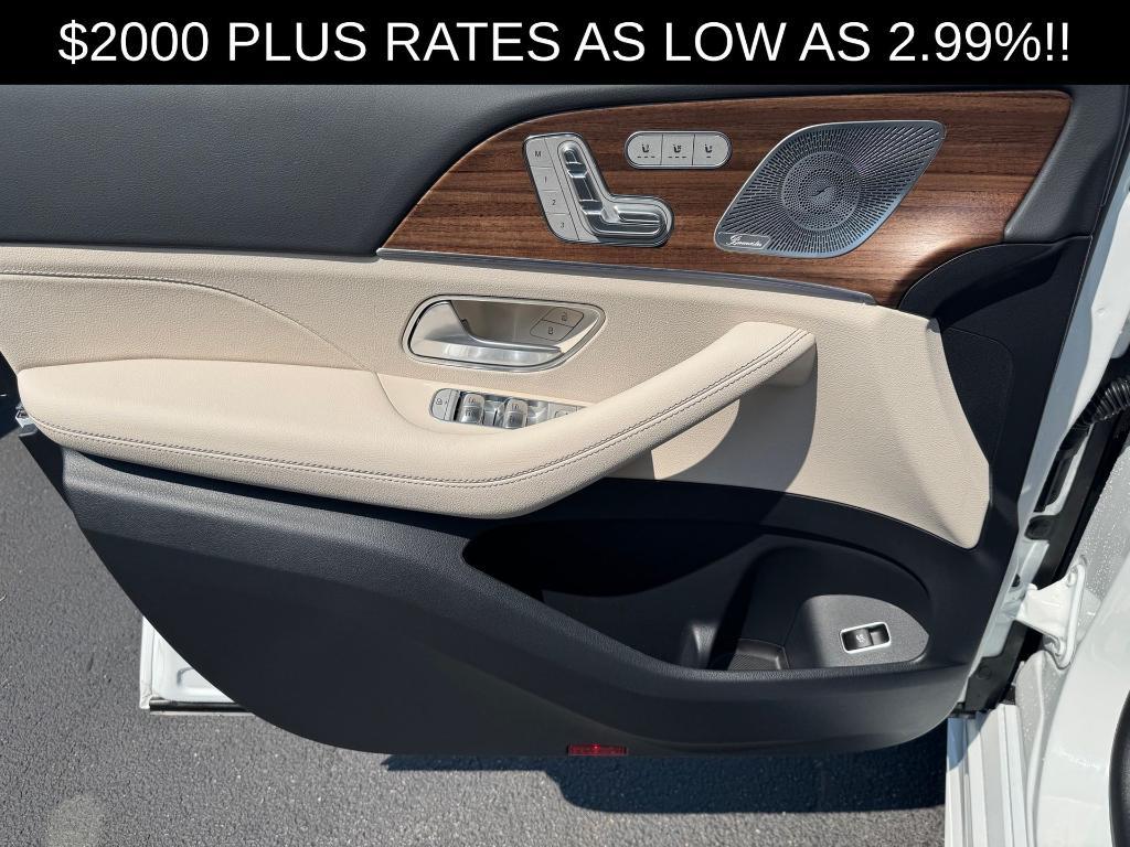 new 2025 Mercedes-Benz GLE 450 car, priced at $85,630
