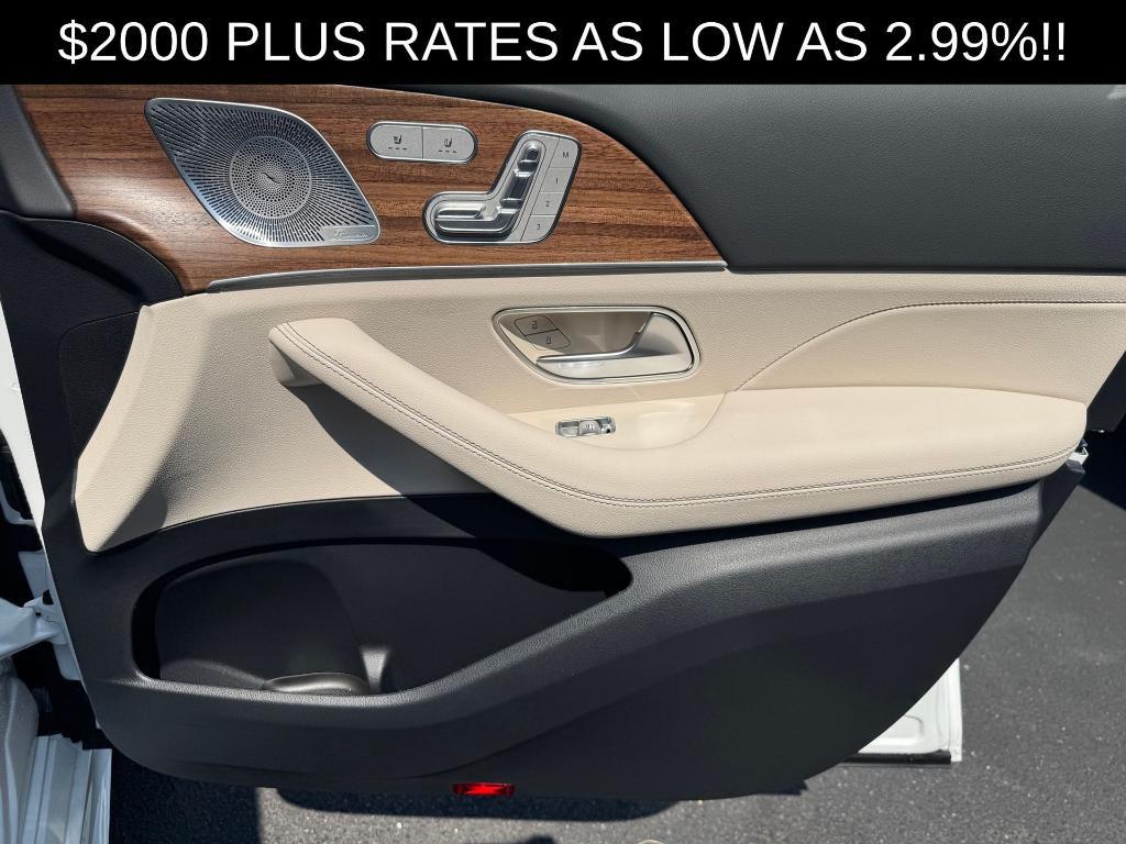 new 2025 Mercedes-Benz GLE 450 car, priced at $85,630