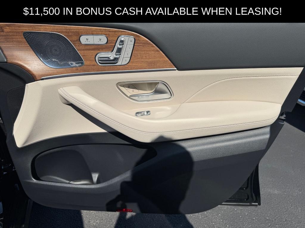 new 2025 Mercedes-Benz GLE 450e car, priced at $78,800