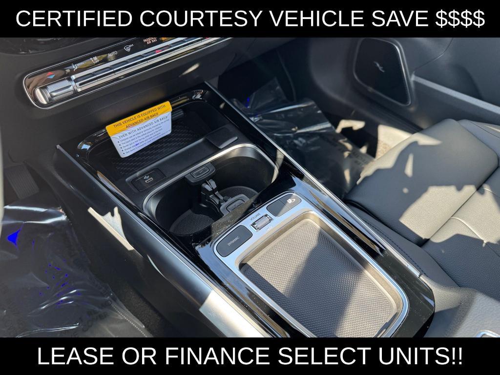 used 2025 Mercedes-Benz GLA 250 car, priced at $50,890