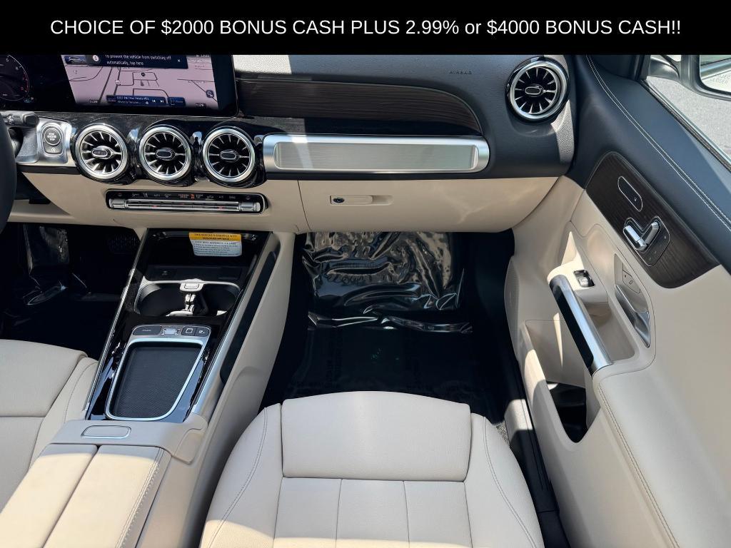 new 2025 Mercedes-Benz GLB 250 car, priced at $53,785