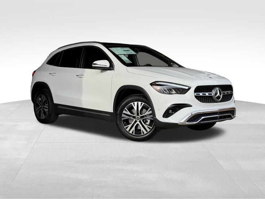 new 2025 Mercedes-Benz GLA 250 car, priced at $50,870