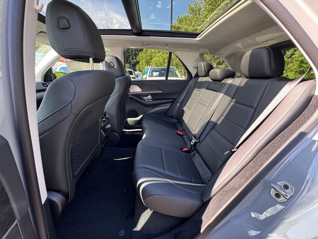 new 2026 Mercedes-Benz GLE 350 car, priced at $77,715