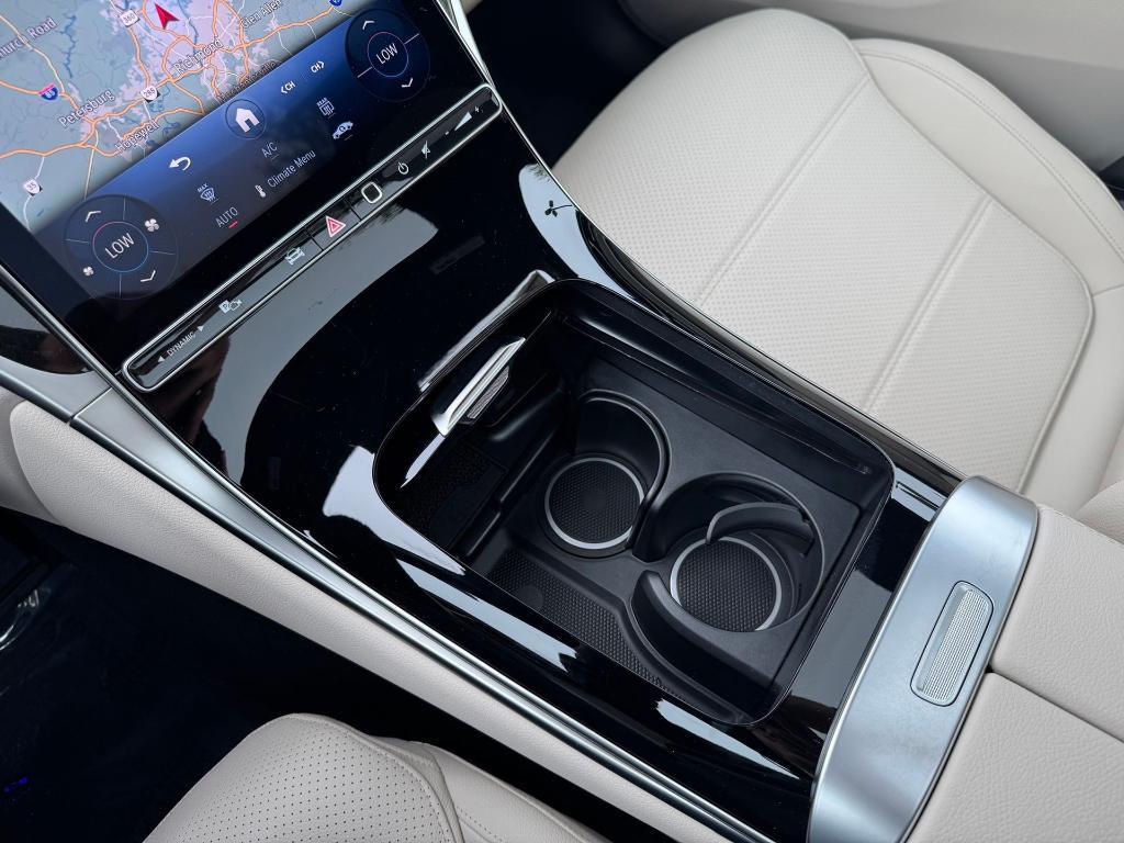 new 2025 Mercedes-Benz GLC 300 car, priced at $56,765