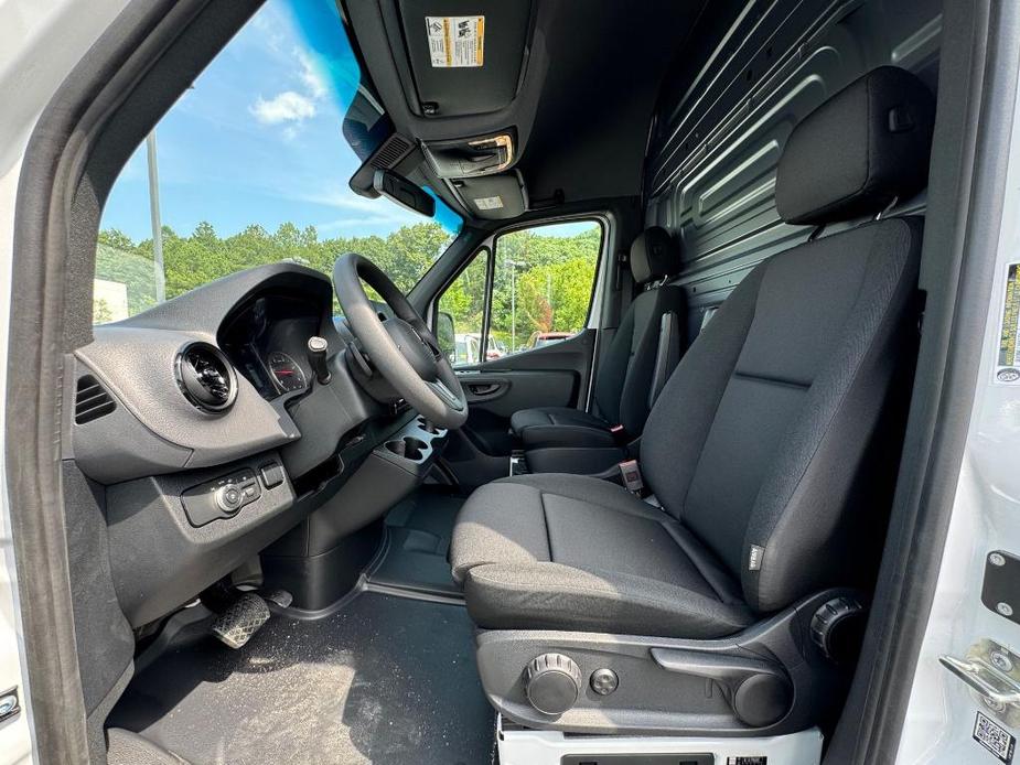 new 2024 Mercedes-Benz Sprinter 2500 car, priced at $67,229