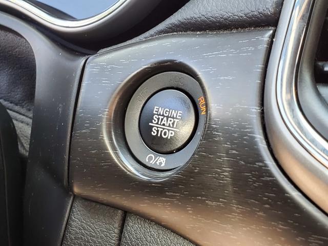 used 2017 Jeep Grand Cherokee car, priced at $15,495