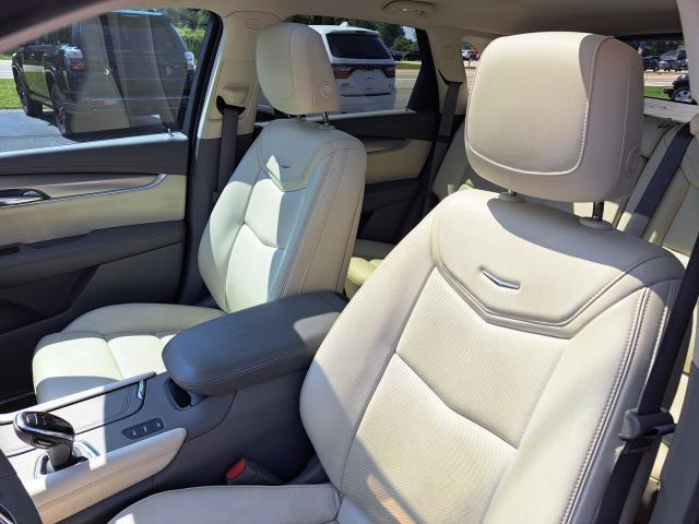 used 2017 Cadillac XT5 car, priced at $20,495