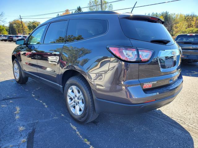 used 2017 Chevrolet Traverse car, priced at $11,495