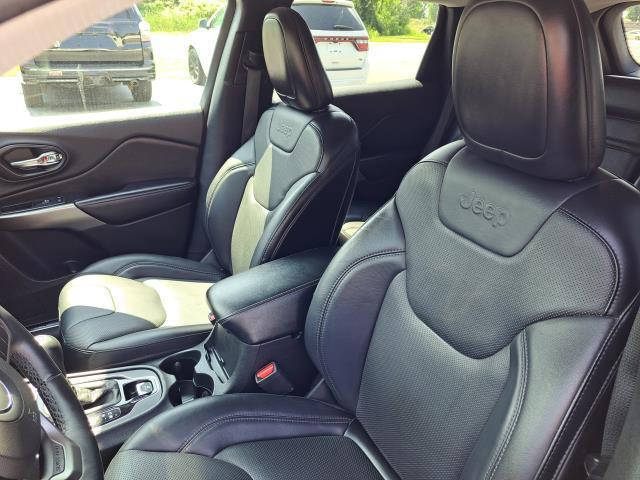 used 2019 Jeep Cherokee car, priced at $15,995
