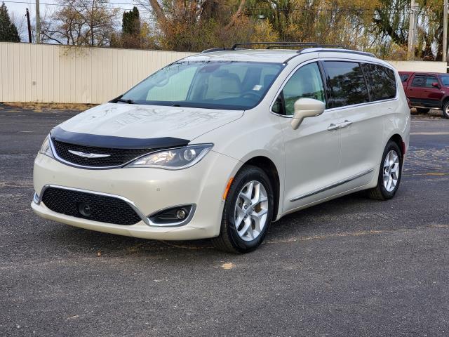 used 2017 Chrysler Pacifica car, priced at $14,795