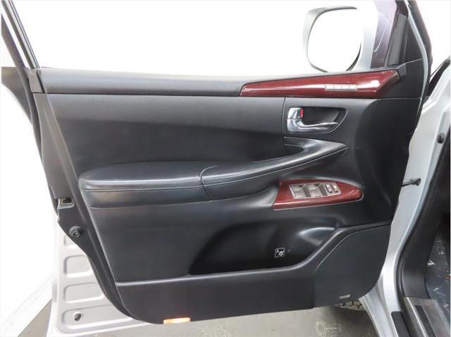 used 2013 Lexus LX 570 car, priced at $36,999