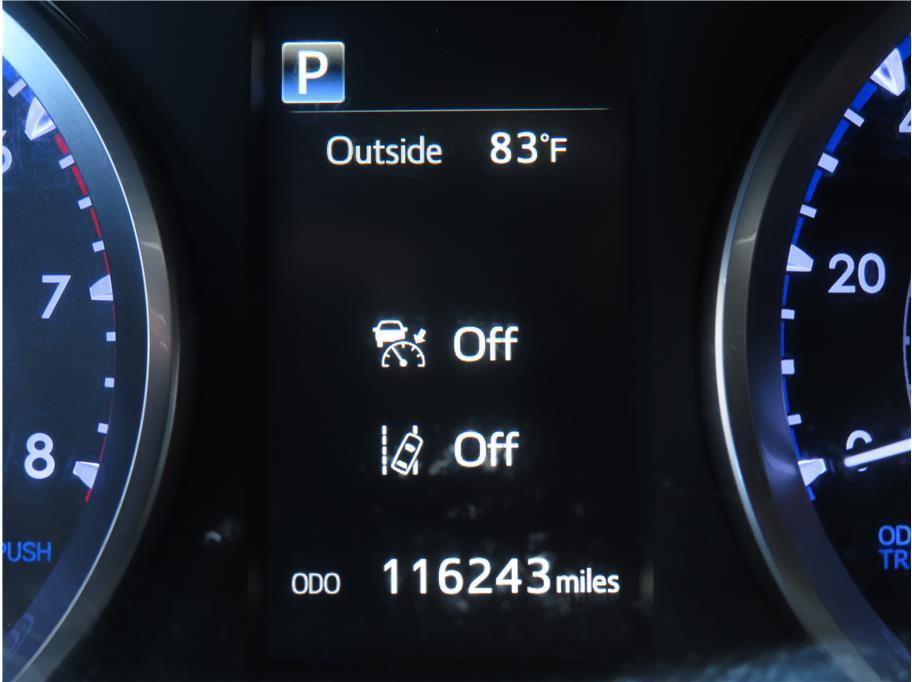 used 2019 Toyota Highlander car, priced at $18,999