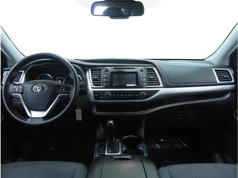 used 2019 Toyota Highlander car, priced at $18,999