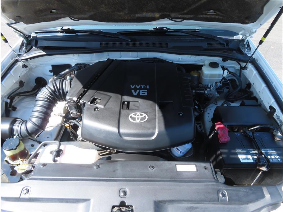 used 2006 Toyota 4Runner car, priced at $17,999