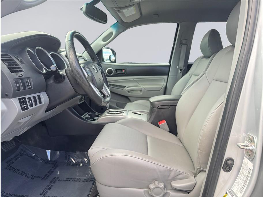 used 2013 Toyota Tacoma car, priced at $29,750