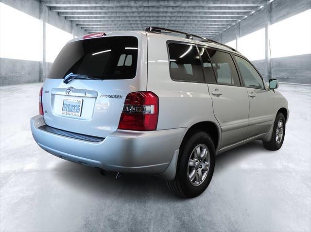 used 2007 Toyota Highlander car, priced at $11,999