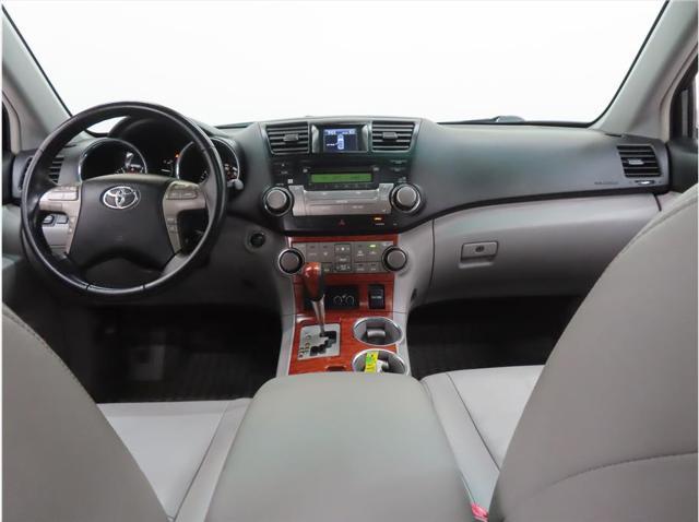 used 2010 Toyota Highlander car, priced at $14,999