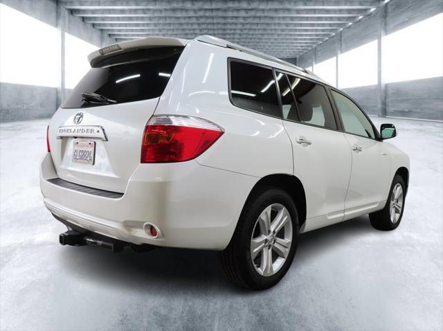 used 2010 Toyota Highlander car, priced at $14,999