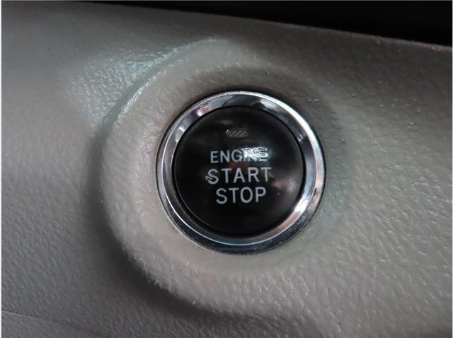used 2011 Toyota Highlander car, priced at $12,499