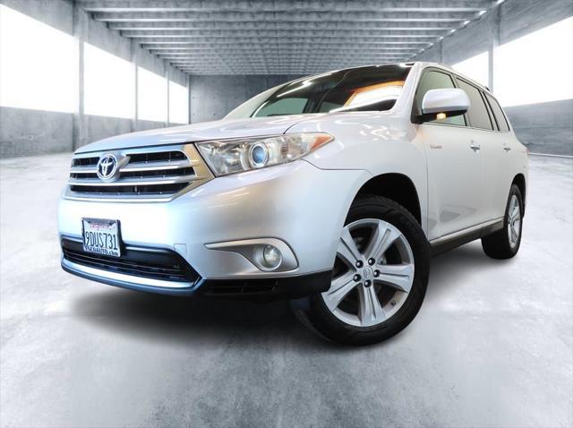 used 2011 Toyota Highlander car, priced at $12,499