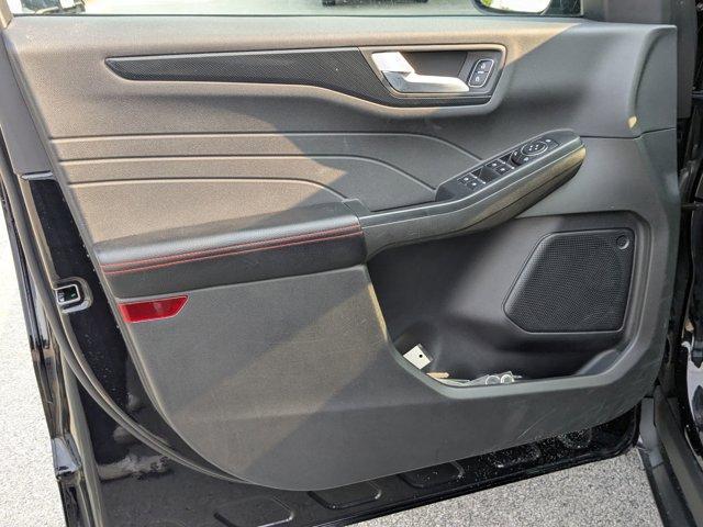 used 2023 Ford Escape car, priced at $24,998