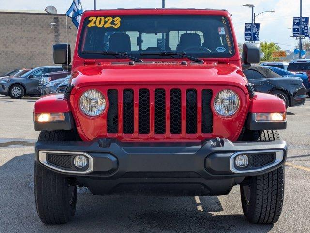 used 2023 Jeep Gladiator car, priced at $27,222