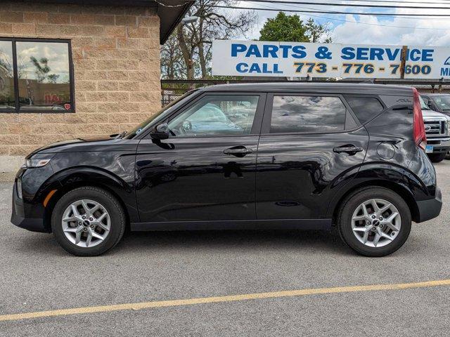 used 2022 Kia Soul car, priced at $14,884