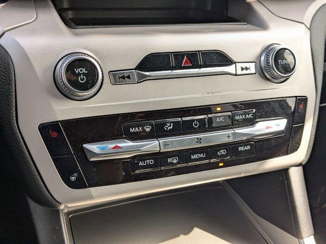 used 2024 Ford Explorer car, priced at $28,331