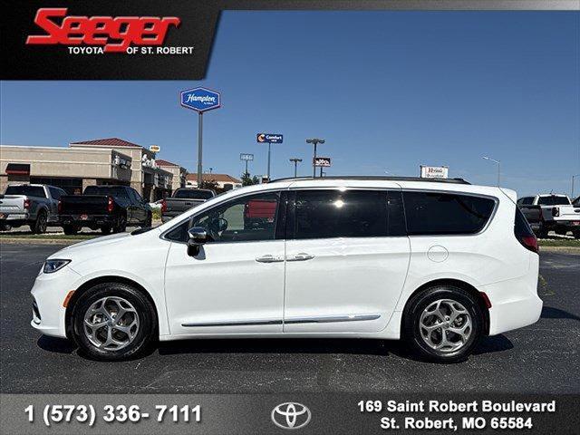 used 2023 Chrysler Pacifica car, priced at $30,983