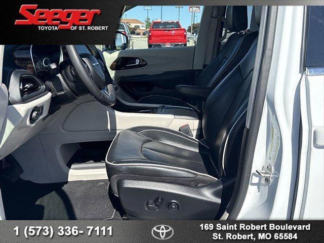 used 2023 Chrysler Pacifica car, priced at $30,983