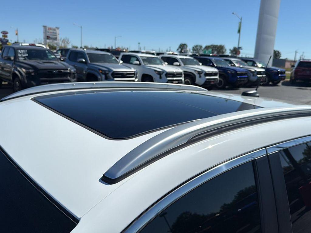 used 2025 Buick Encore GX car, priced at $31,583