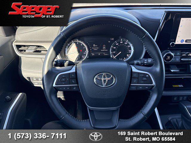 used 2023 Toyota Highlander car, priced at $40,583