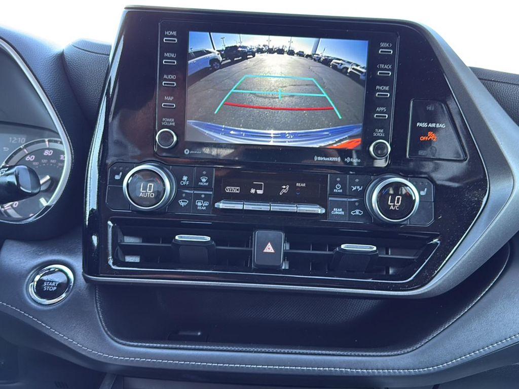 used 2022 Toyota Highlander car, priced at $38,983