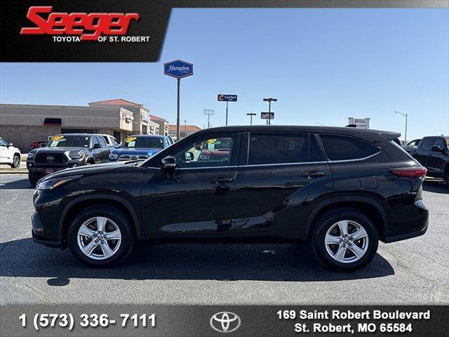used 2023 Toyota Highlander car, priced at $34,983