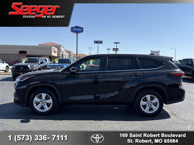 used 2023 Toyota Highlander car, priced at $34,983