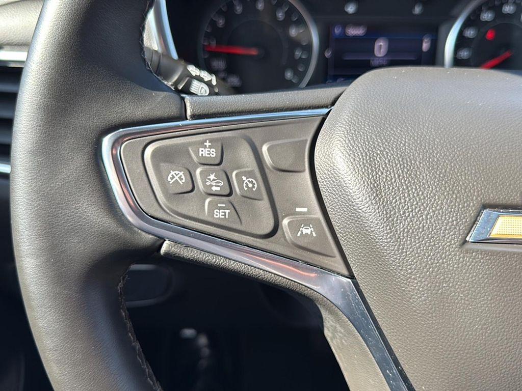 used 2024 Chevrolet Equinox car, priced at $29,983